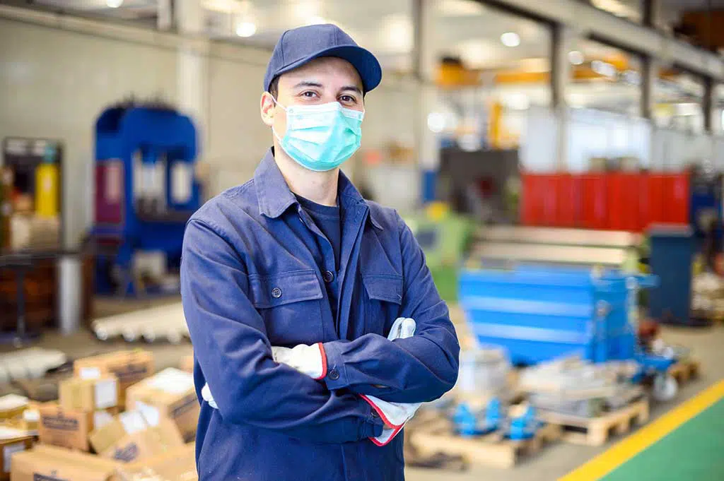 photo of a worker with a mask on